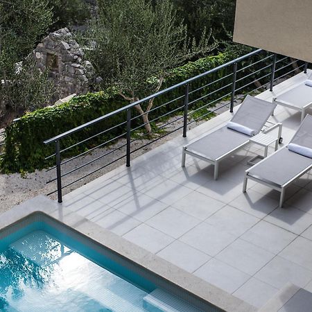Villa Olive Grove ดูเช ภายนอก รูปภาพ